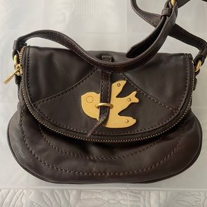 MARC JACOBS BROWN LEATHER PETAL TO THE METAL BIRD SMALL CROSSBODY